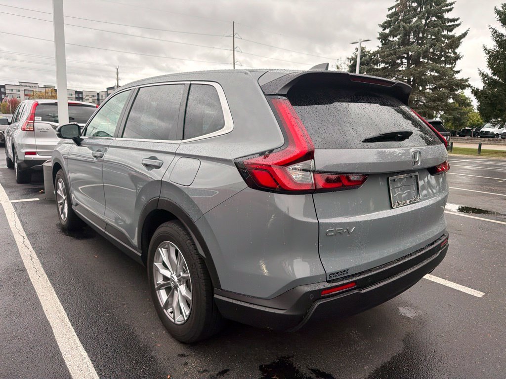 Used 2024  Honda EX-L image 2