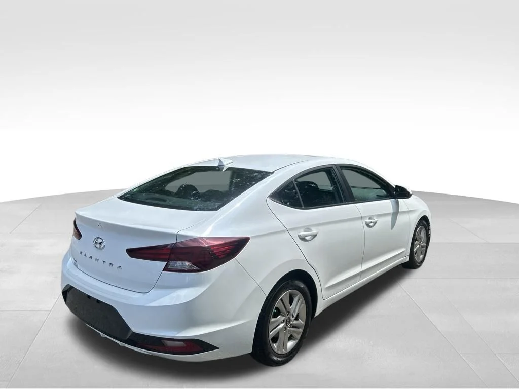 Used 2020 White Hyundai Value Edition image 5