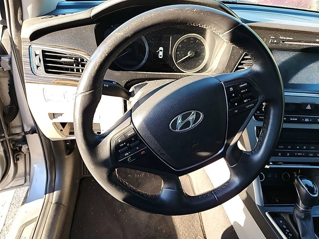 Used 2017 Gray Hyundai Limited image 32