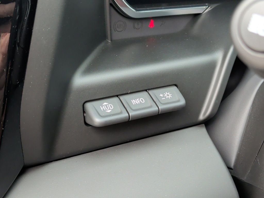 Used 2025 White Frost Tri-Coat GMC Denali Ultimate image 16