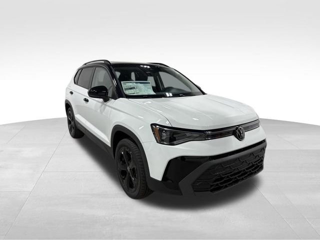 New 2026 White Volkswagen 1.5T SE Black image 6