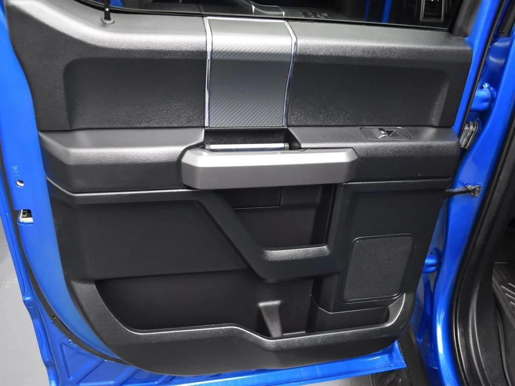 Certified Used 2020 Blue Ford XLT image 19