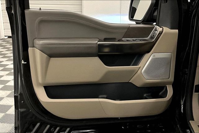 Used 2024 Agate Black Metallic Ford Platinum image 22