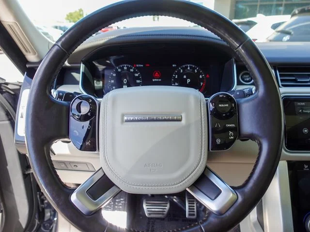Used 2021  Land Rover Westminster image 12