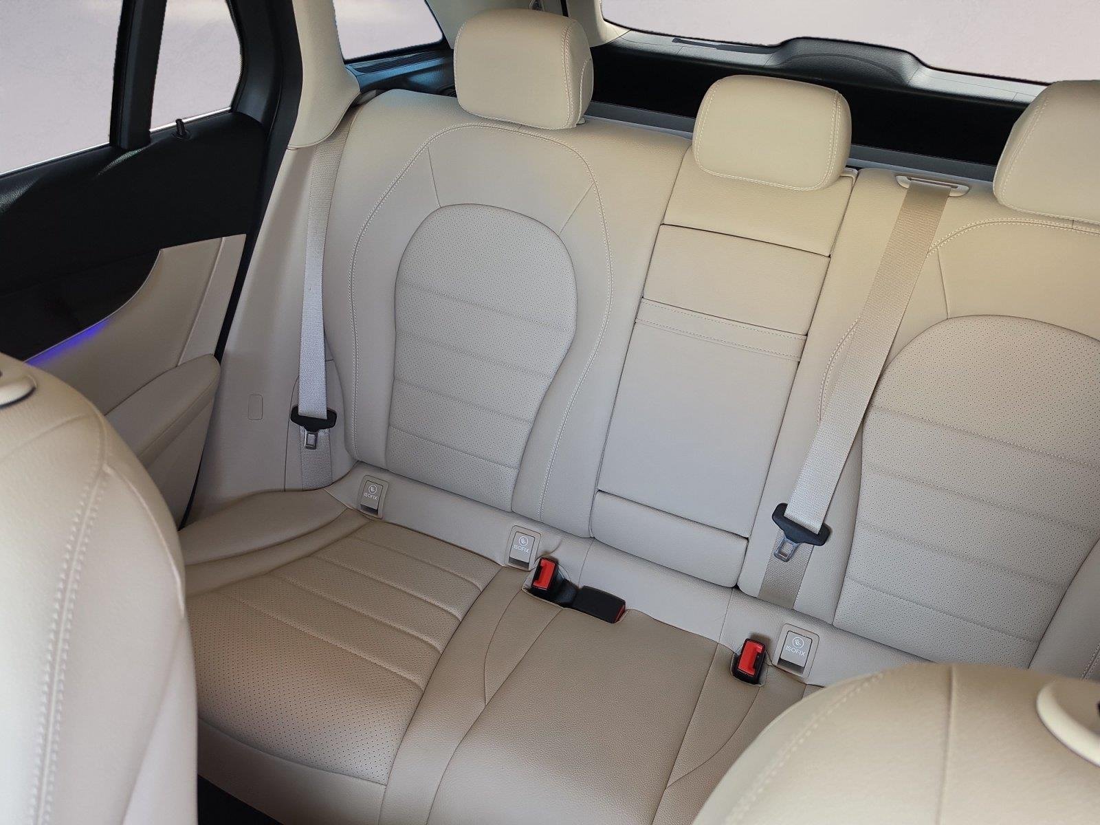 Used 2022 Polar White Mercedes-Benz GLC 300 image 13