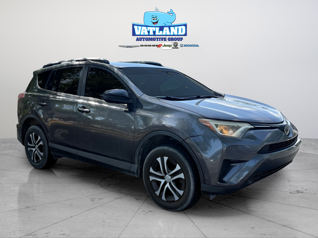 Used 2018 Gray Toyota LE image 7