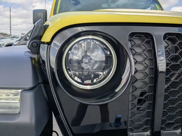 New 2023 High Velocity Clear-Coat Exterior Paint Jeep Willys 4xe image 9