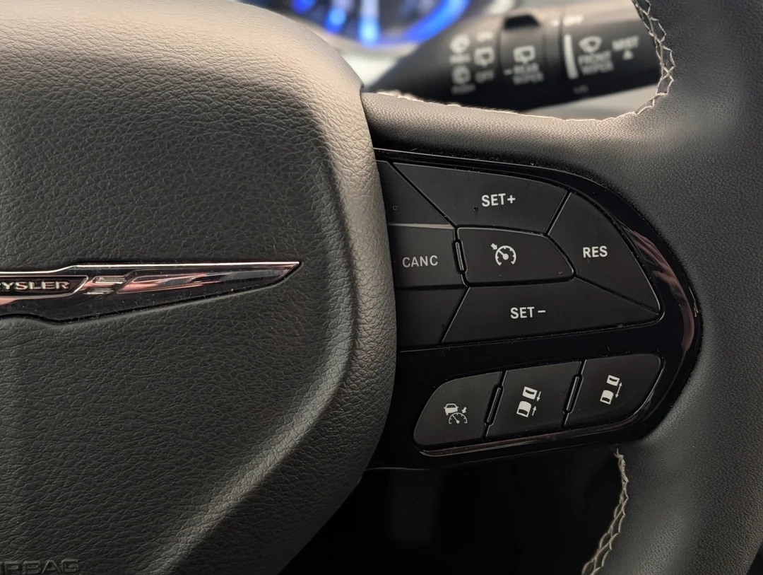 Used 2025 Grey Chrysler Limited - - FWD - Nappa Leather - Full Sunroof - Blind Spot & More! image 18