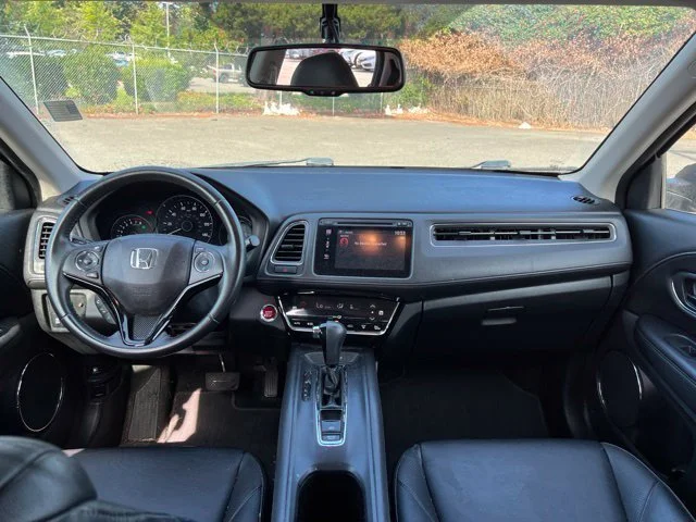 Used 2017 Modern Steel Metallic Honda EX-L Navi image 5