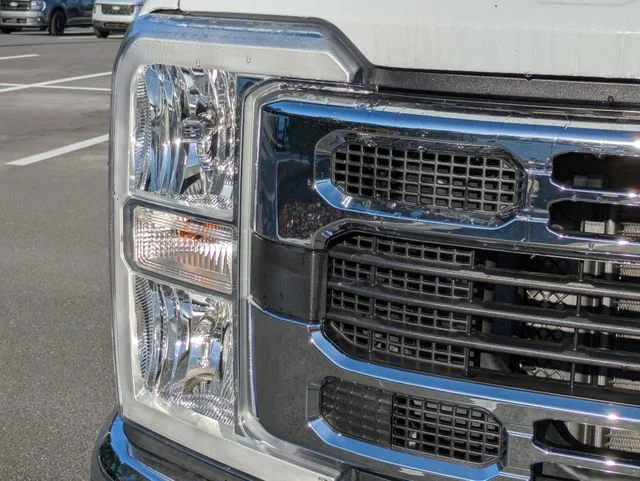 2026 Ford F-350 Super Duty Chassis Cab XL - Photo 10