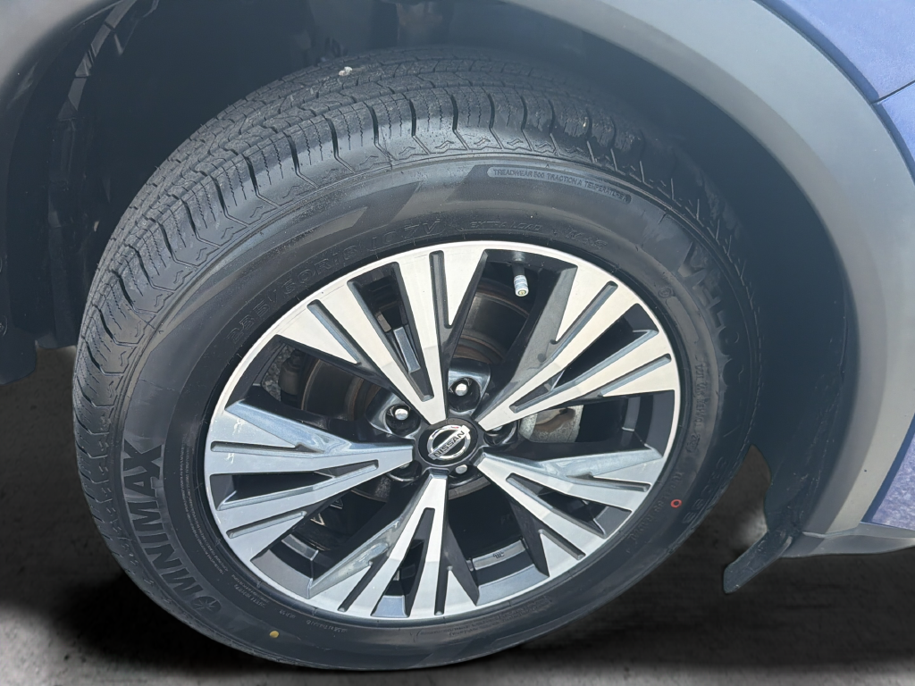 Used 2021 Blue Nissan SV image 57