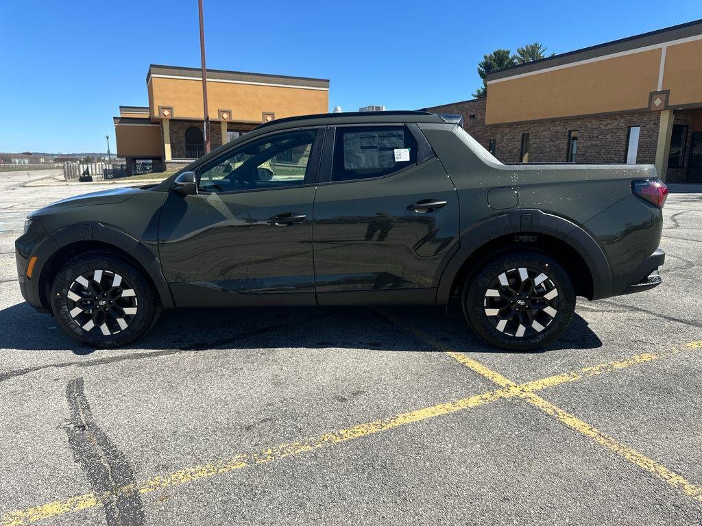 New 2026 Green Hyundai SEL AWD image 2