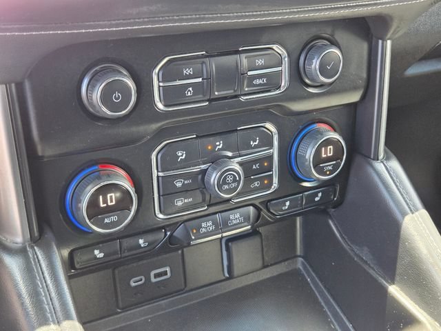 2022 Chevrolet Suburban Z71 - Photo 24