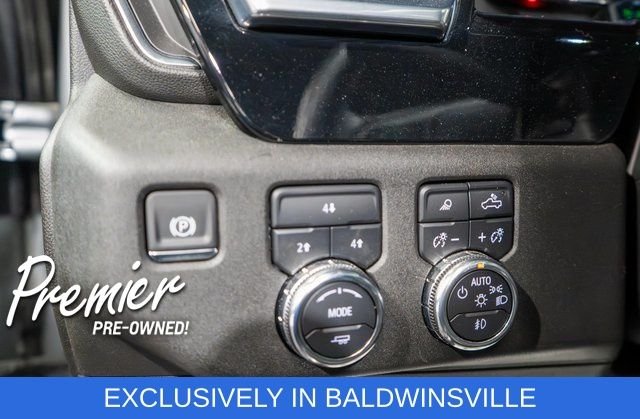 Used 2025 Sterling Metallic GMC SLE image 18