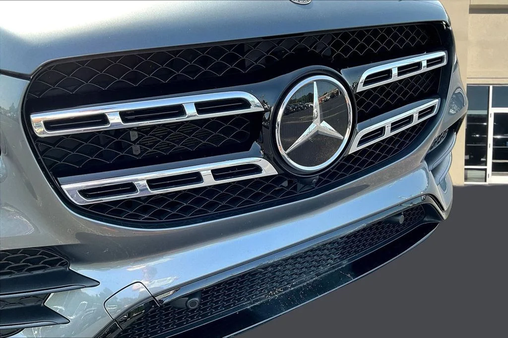 Used 2023 Mojave Silver Metallic Mercedes-Benz GLS 450 image 36