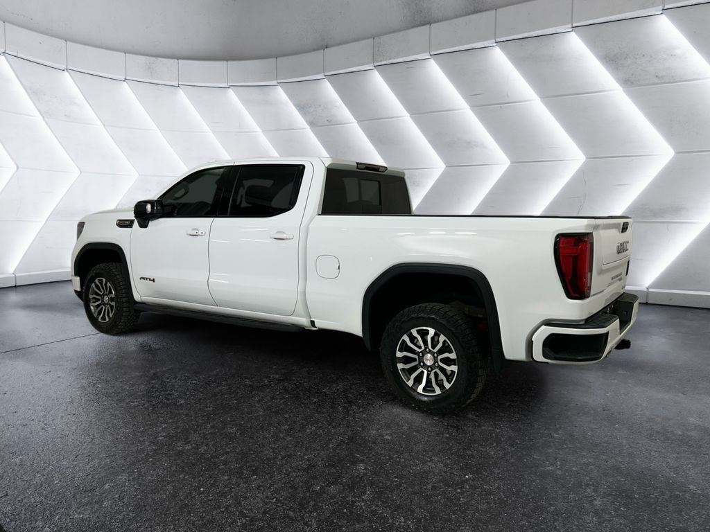 Used 2023 White GMC AT4 image 6