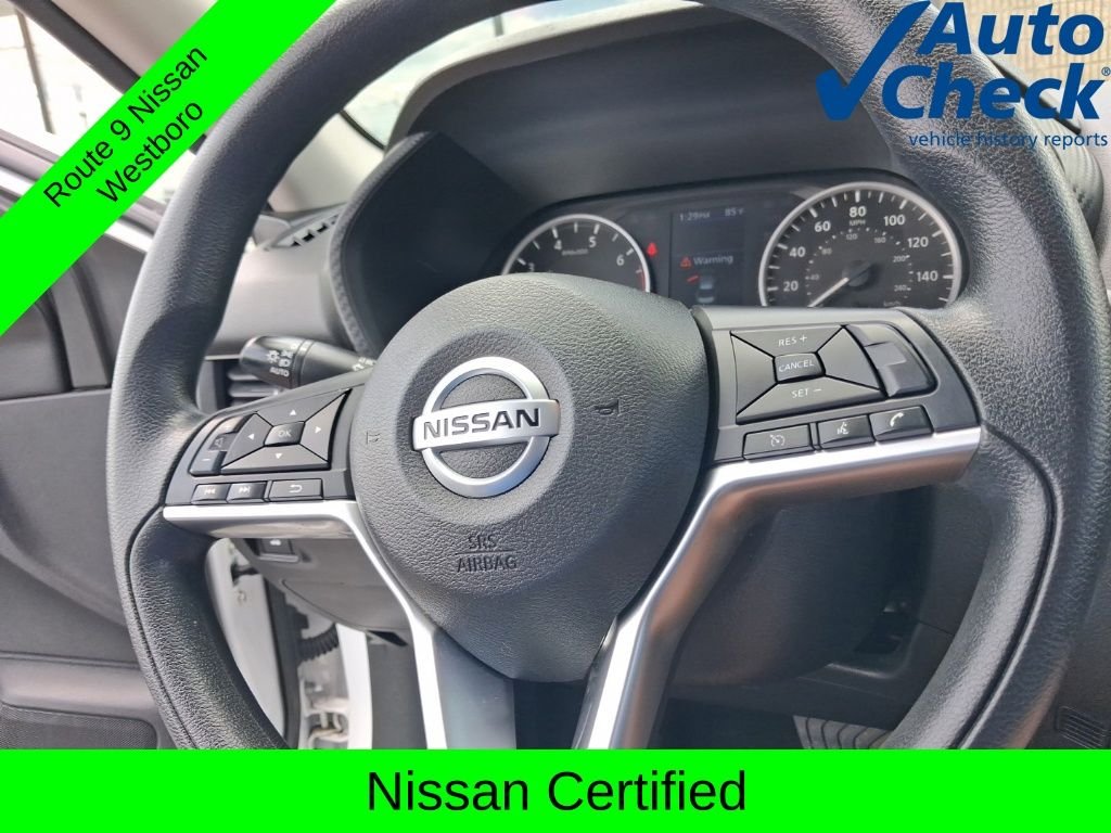 Used 2023 White Nissan S image 19