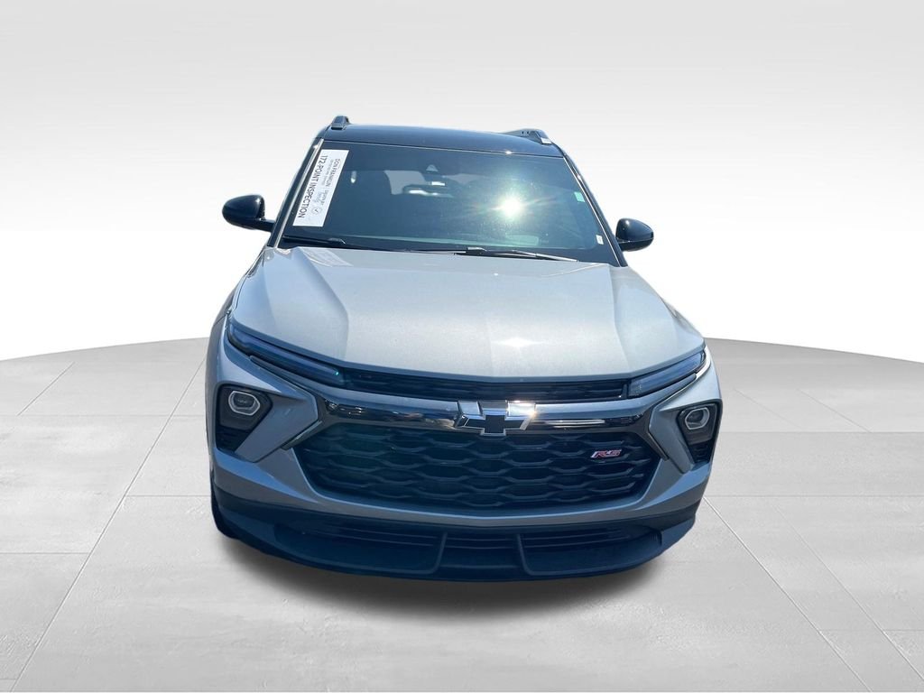 Used 2025 Gray Chevrolet RS image 8