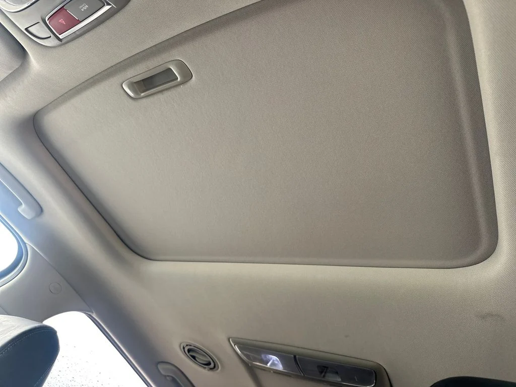 Used 2024 Silver Kia S image 19