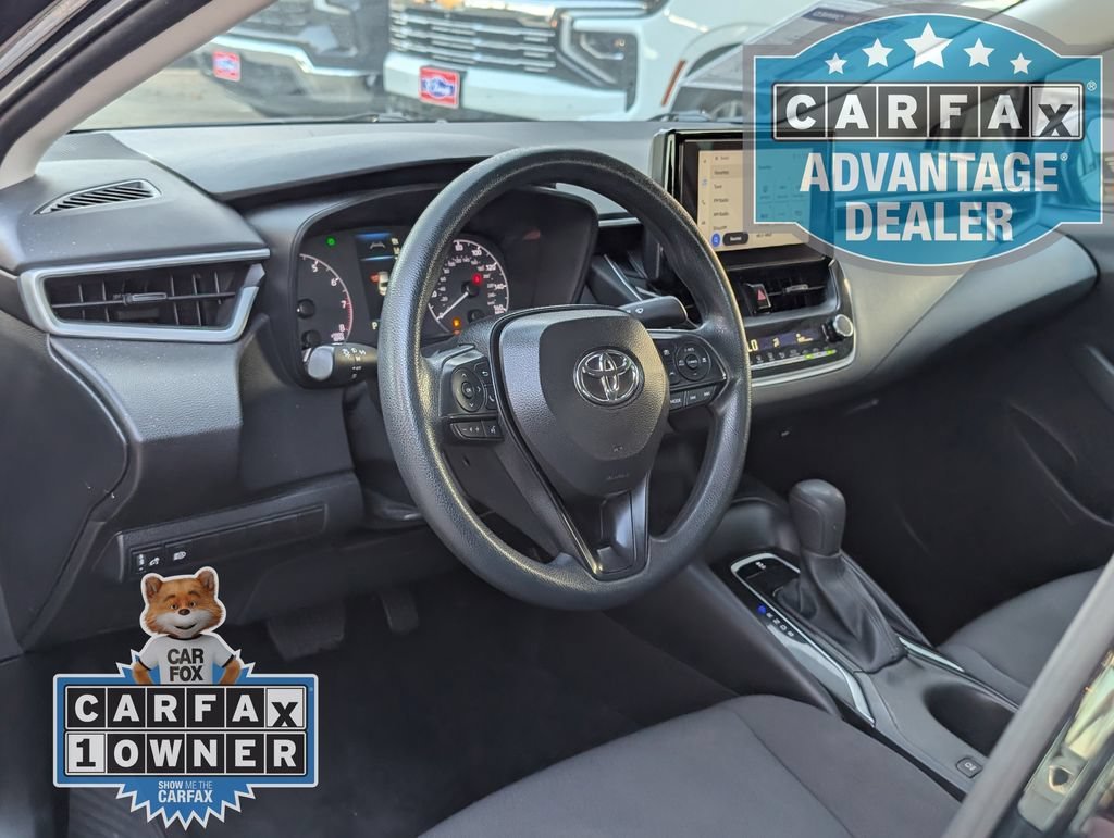 Used 2025  Toyota LE image 4