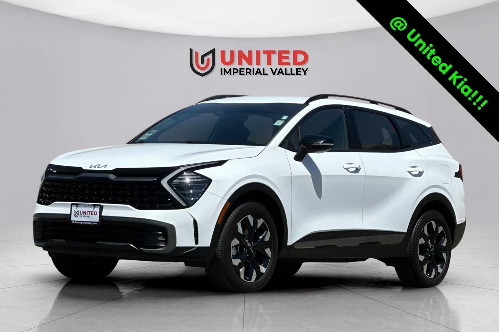 Used 2024 White Kia X-Line image 8