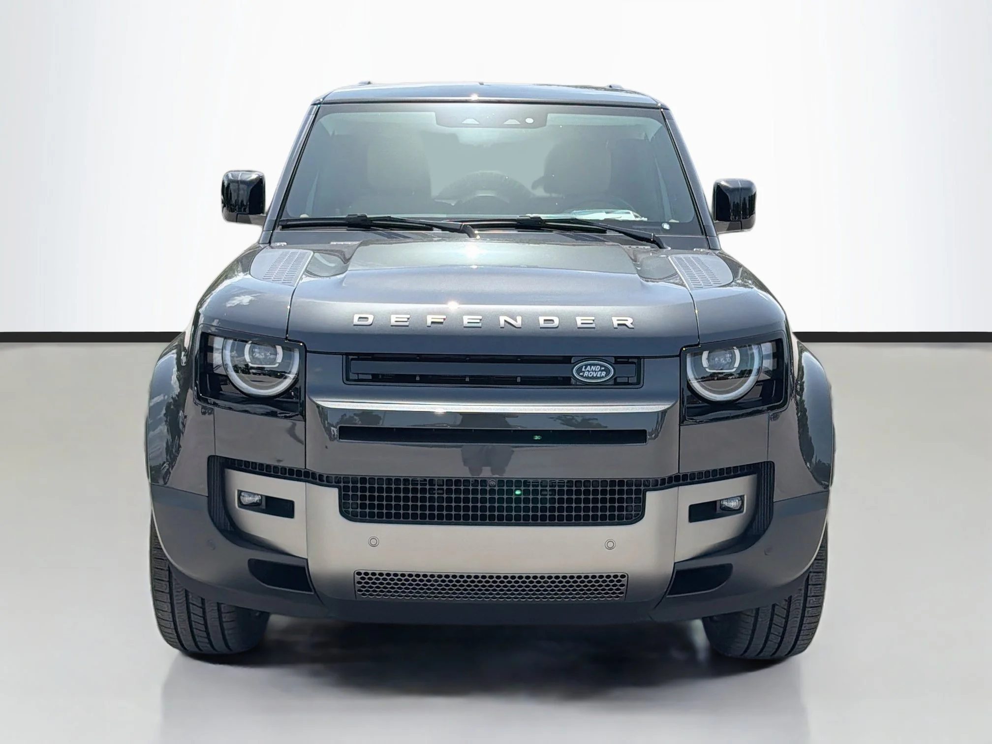 New 2026 Carpathian Grey Land Rover S image 8