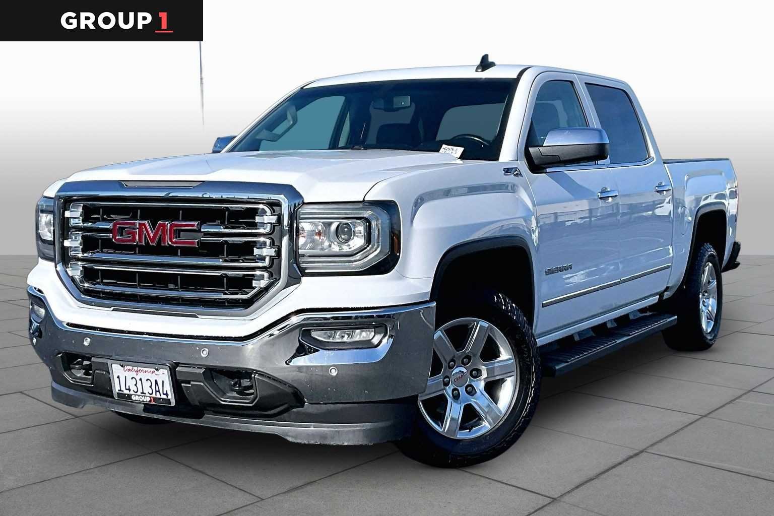 2017 GMC Sierra 4WD Crew Cab Short Box SLT's photo