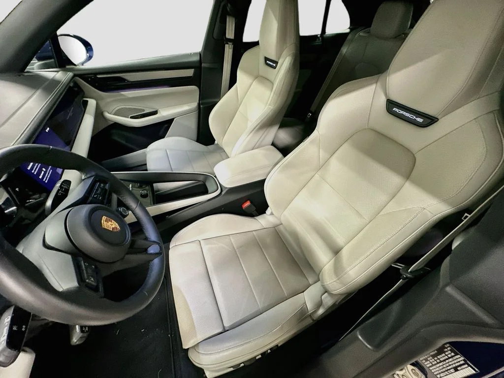 Used 2025 Blue Porsche 4S image 5