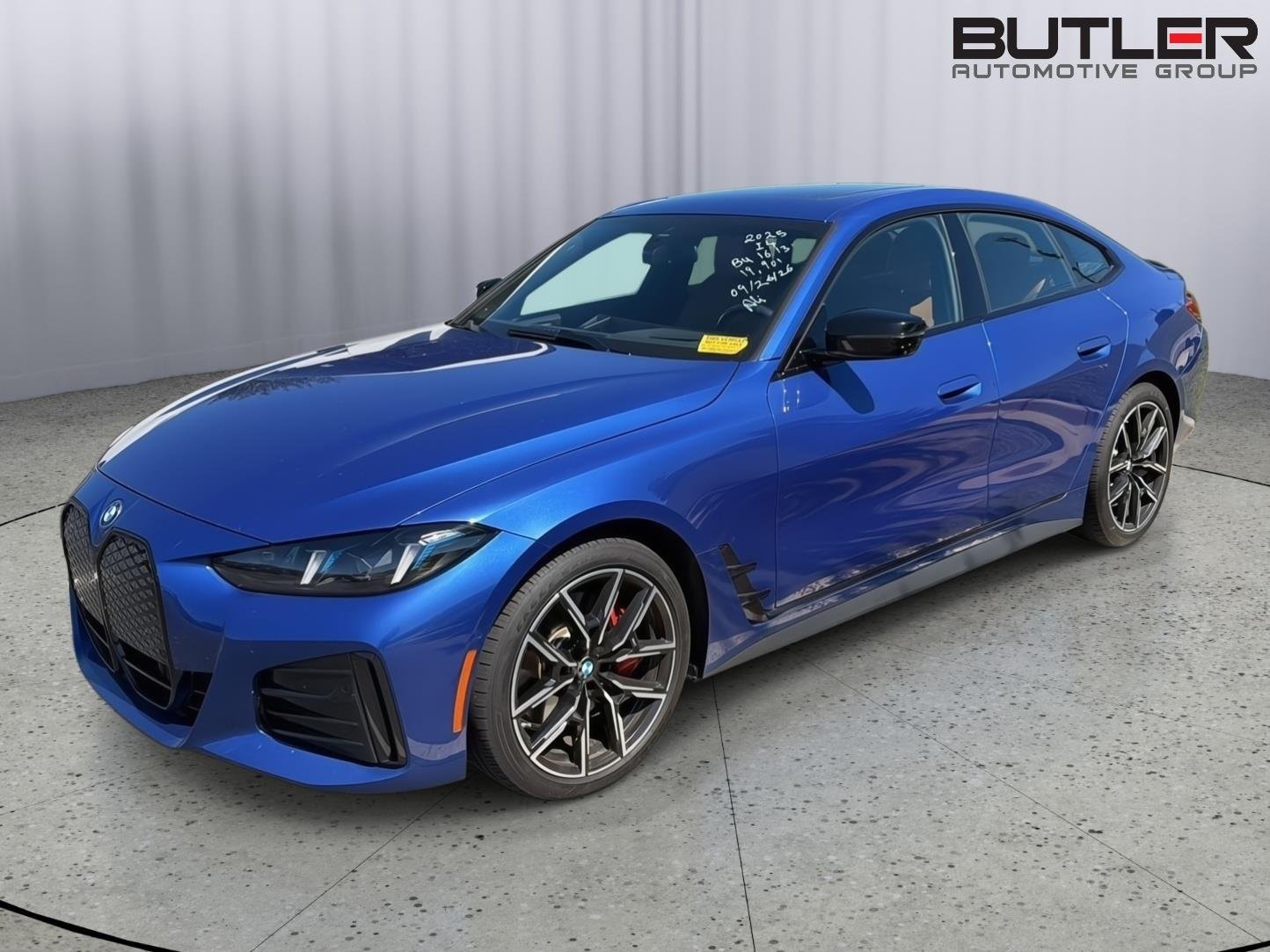 Used 2025 Portimao Blue Metallic BMW eDrive40 image 2