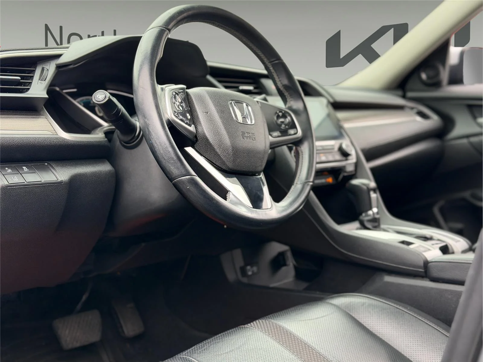 Used 2019 Lunar Silver Metallic Honda EX-L image 14