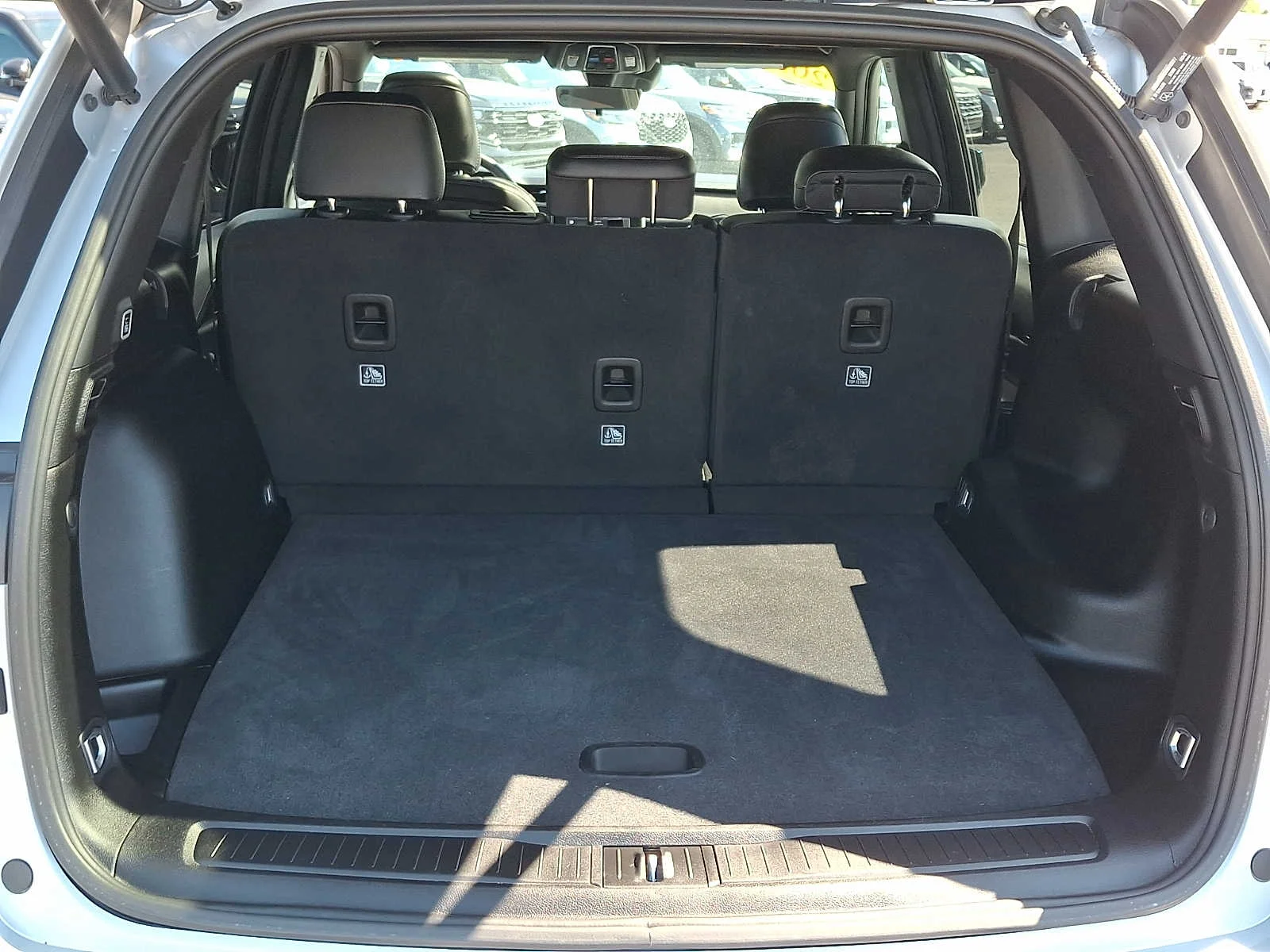 Used 2025 Silver Zynith Jeep Altitude X image 29