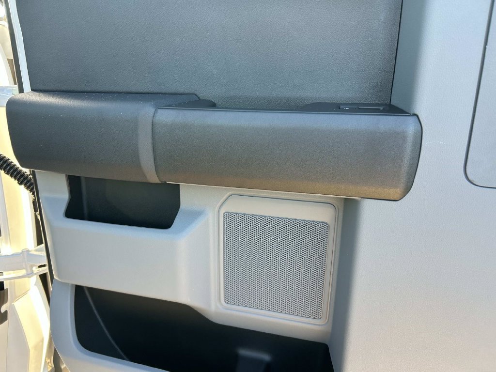 New 2027 Oxford White Ford F-350® XL image 14