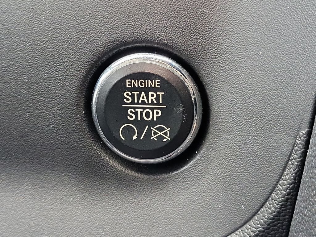 Used 2013 Black Dodge R/T image 30