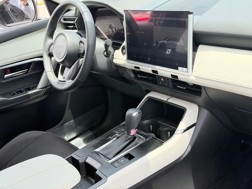 New 2026 White Mazda 2.5 S Select image 8