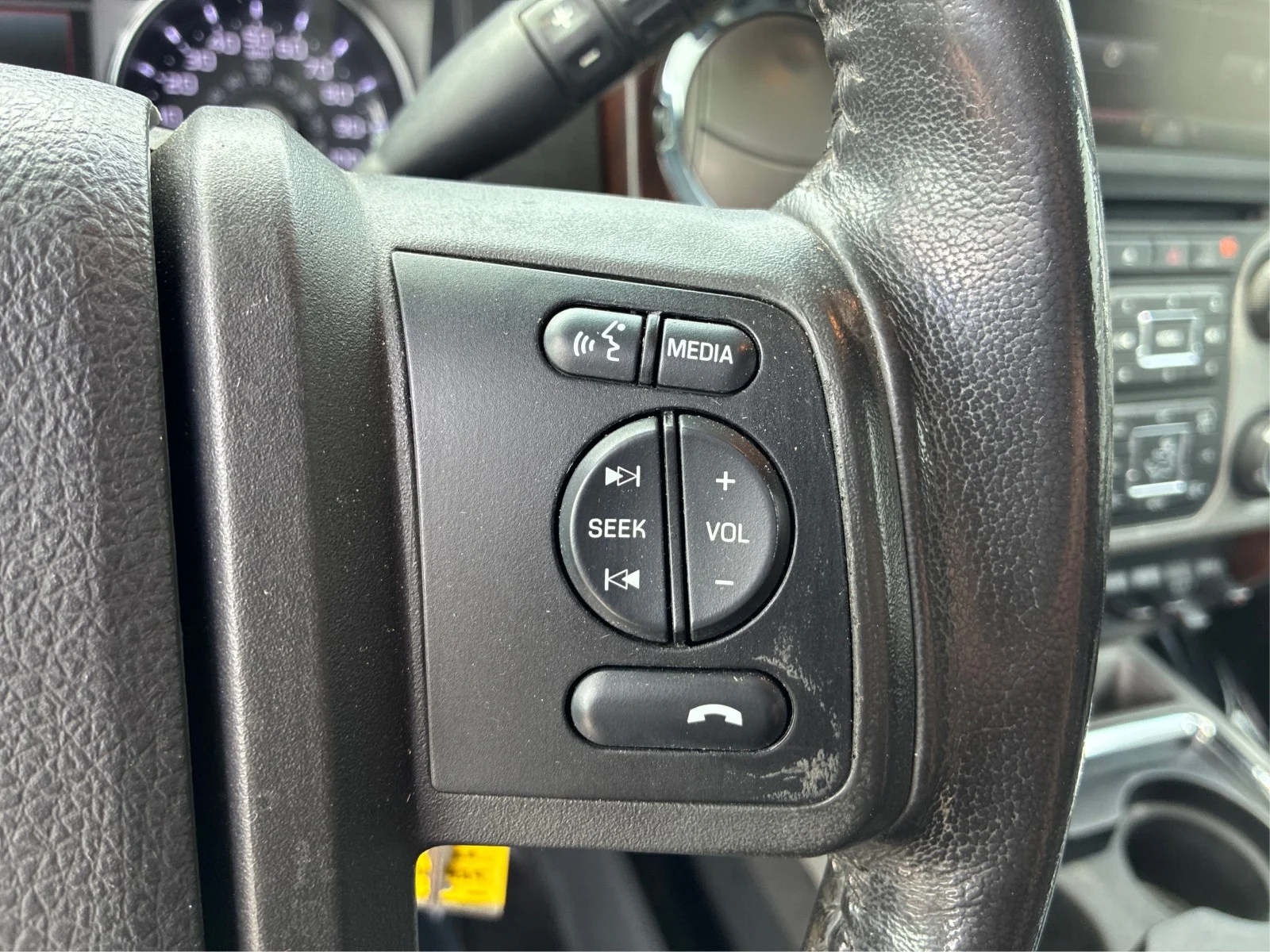 Used 2015 Red Ford Lariat image 21