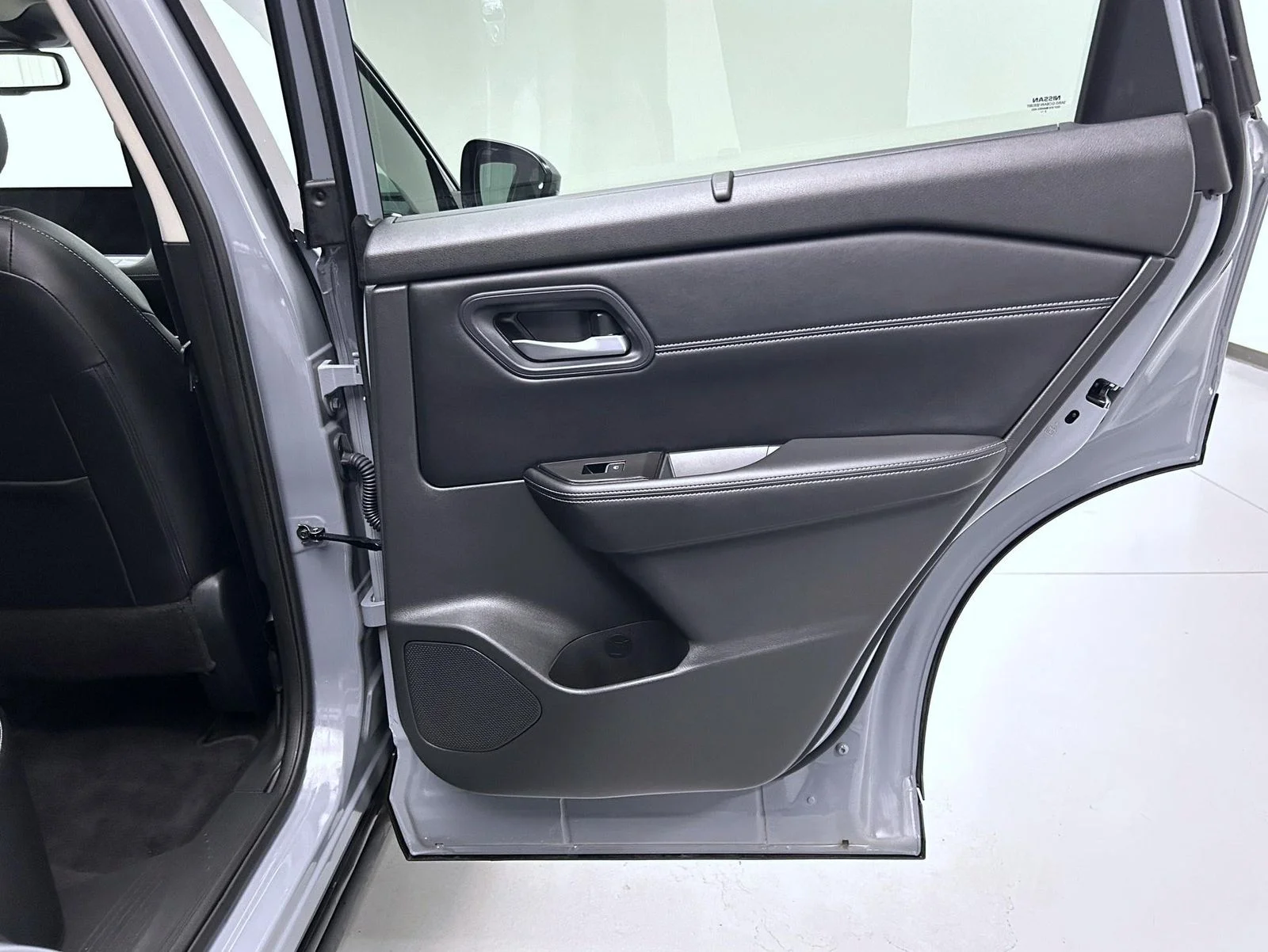 Used 2024 Gray Nissan SL image 17