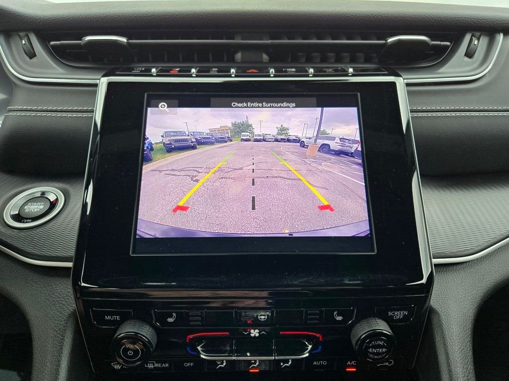 Used 2023 Black Jeep Altitude X image 25