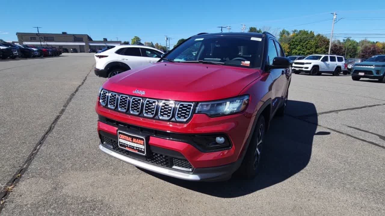 New 2026 Red Hot Pearl-Coat Exterior Paint Jeep Limited image 4