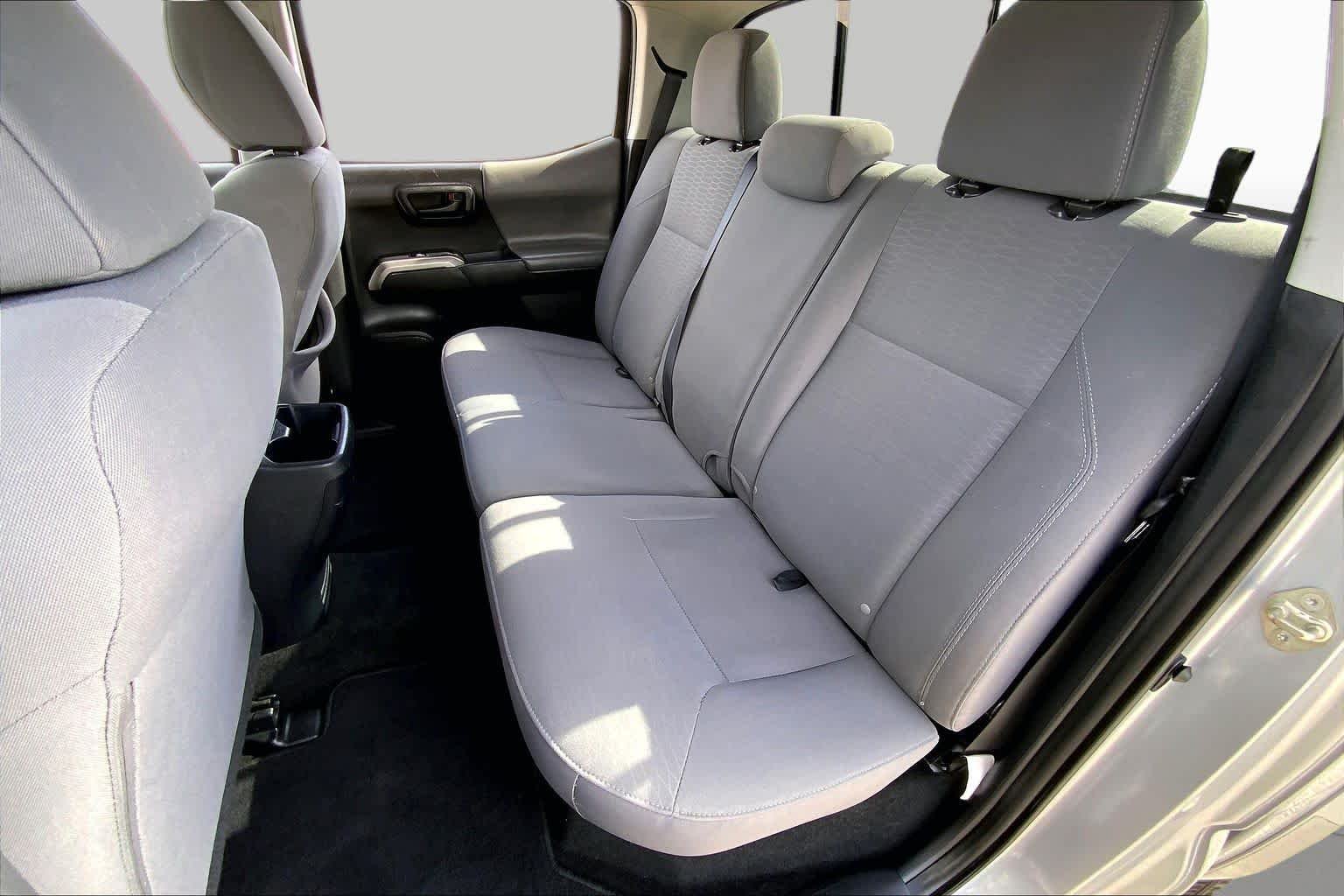 Used 2019 Silver Sky Metallic Toyota SR5 image 19