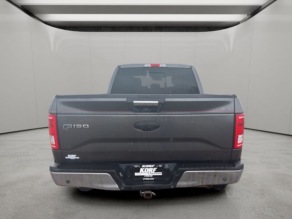 Used 2015 Gray Ford XLT image 4
