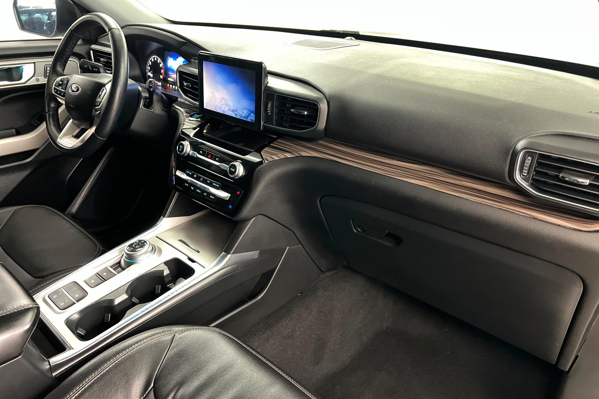 2023 Ford Explorer Limited - Photo 26