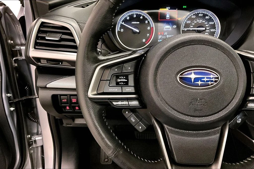 Used 2021 Silver Subaru Limited image 11