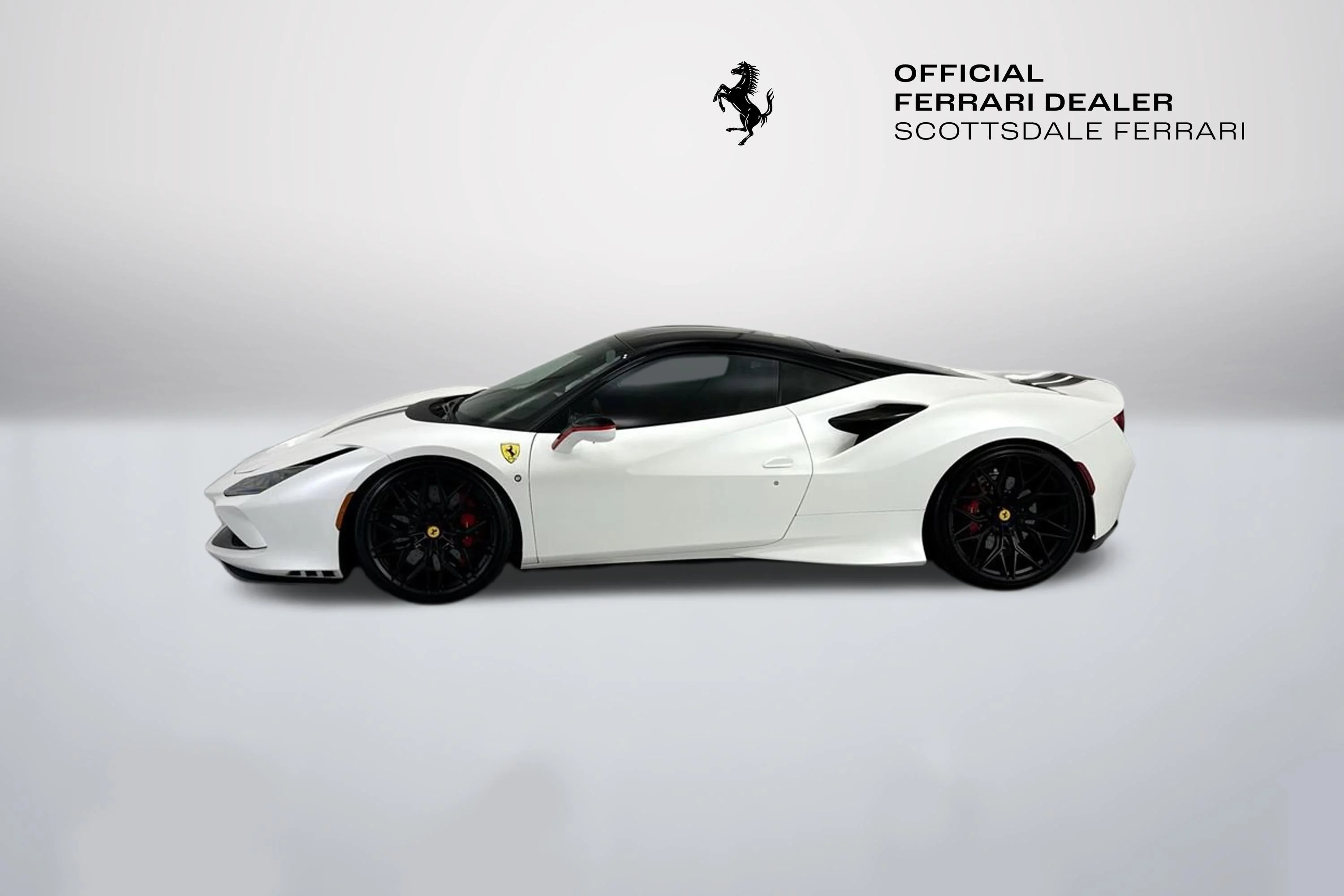 Used 2021 Bianco Avus Ferrari  image 8