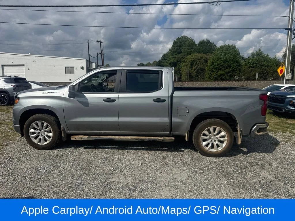 Used 2023 STERLING GRAY METALLIC Chevrolet Custom image 7