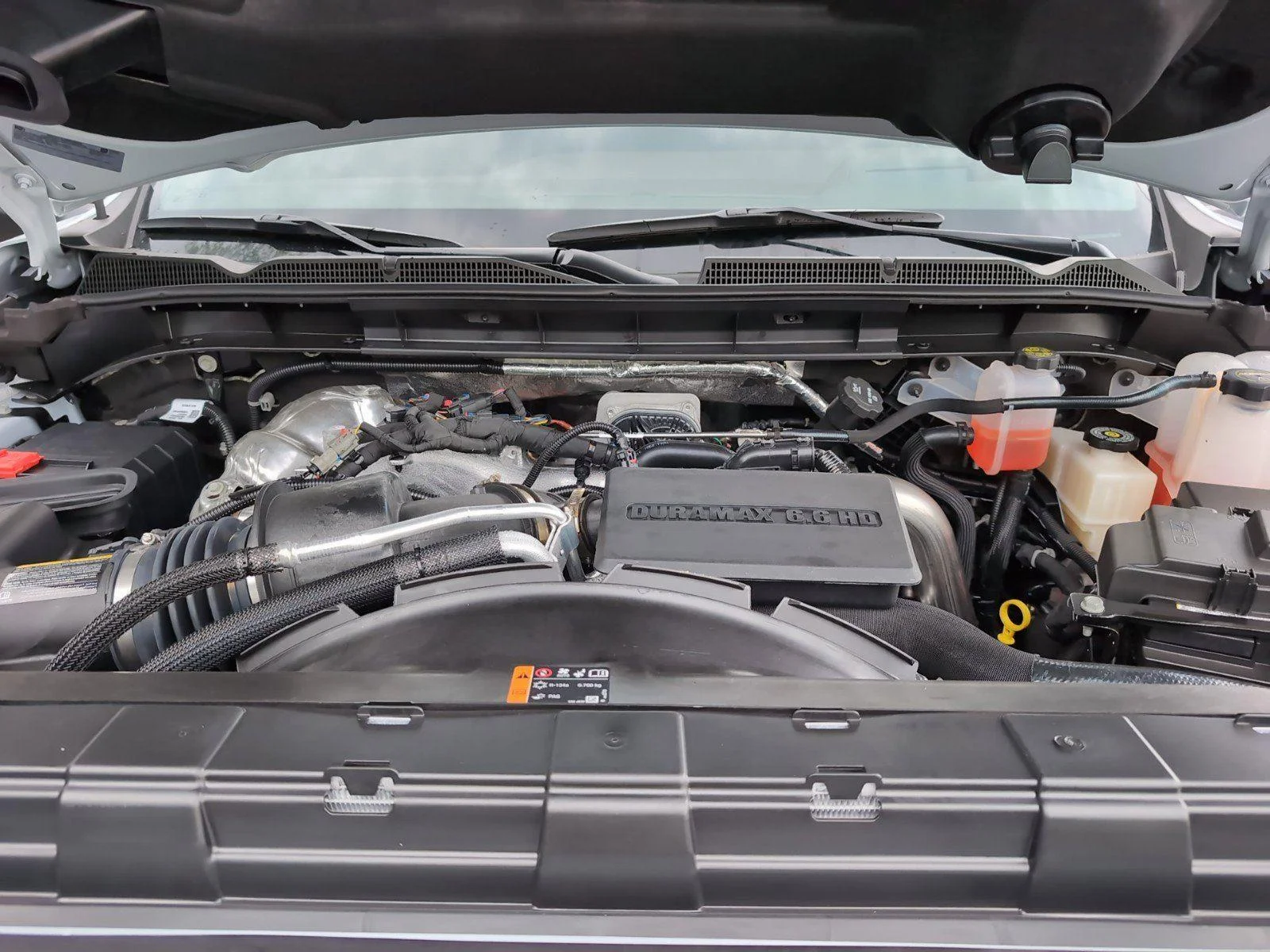 New 2026 Glacier White Tricoat GMC Denali image 31