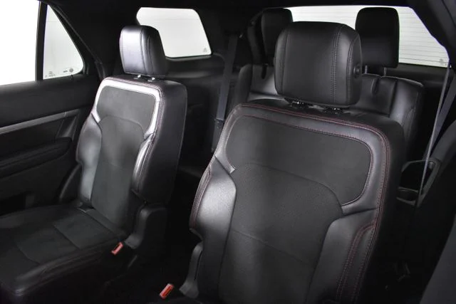 Used 2019 Gray Ford XLT image 13