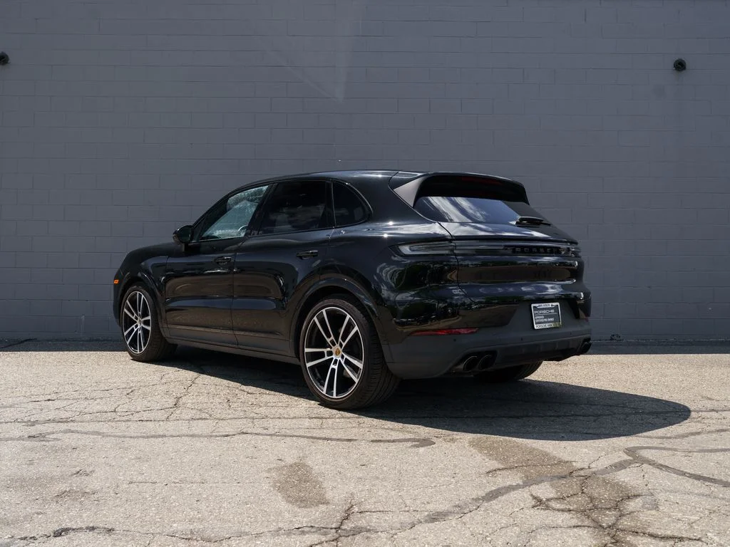 Used 2025 Chromite Black Metallic Porsche Base image 3