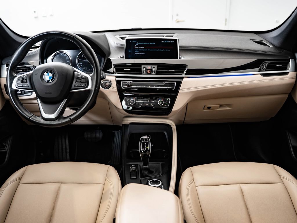 Used 2021 Glacier Silver Metallic BMW sDrive28i image 33