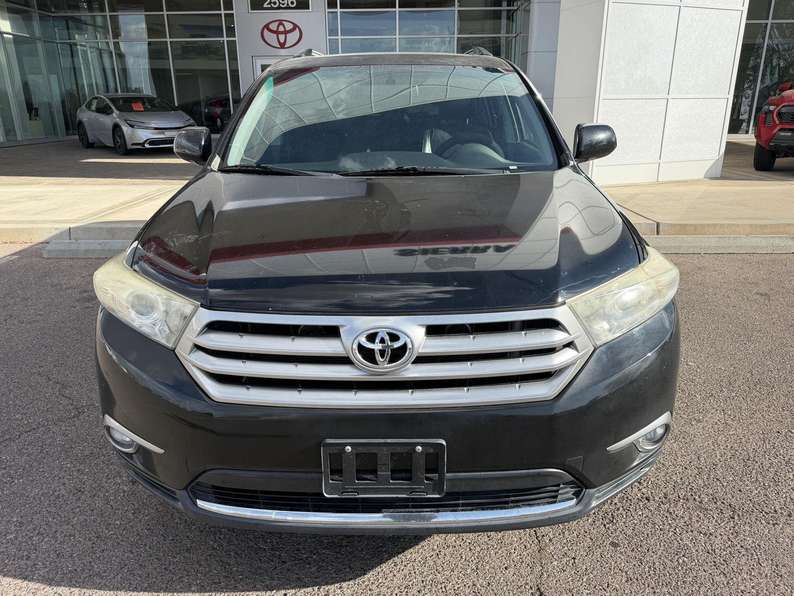 Used 2013 Black Toyota Limited image 8