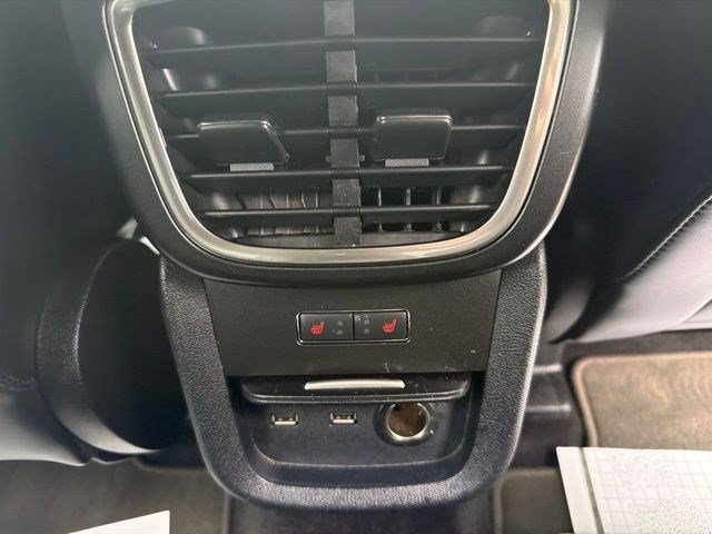 Used 2019 Blue Lincoln Reserve image 24